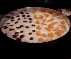 Käsekuchen mit dunklem Boden