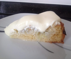 Saftiger Rhabarberkuchen