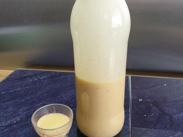 Eierlikör mit Erythrit