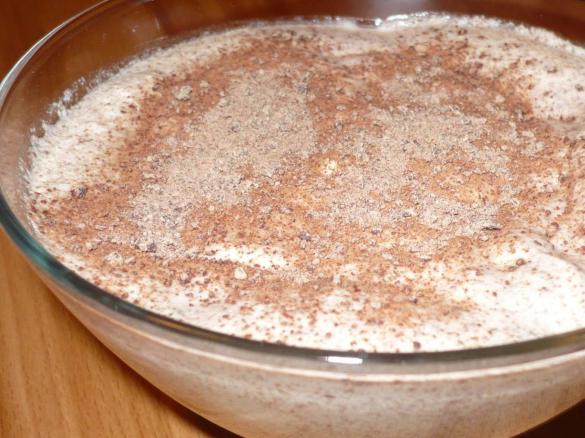 Leichte Schokocreme mit Quark und Früchte