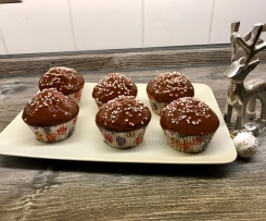 Wintermuffins mit gebrannten Mandeln und Nougatkern