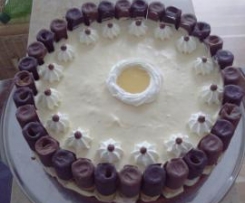 Eierlikör-Schokoröllchentorte