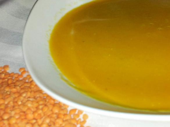 Curry-Linsensuppe (von chefkoch.de)