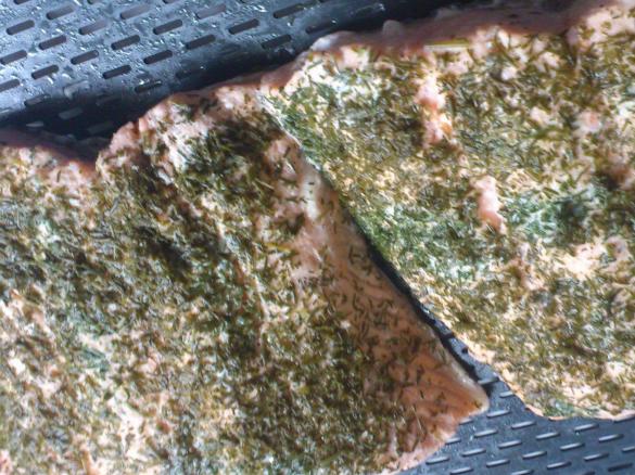 Lachsfilet mit Blattspinat und Kartoffeln