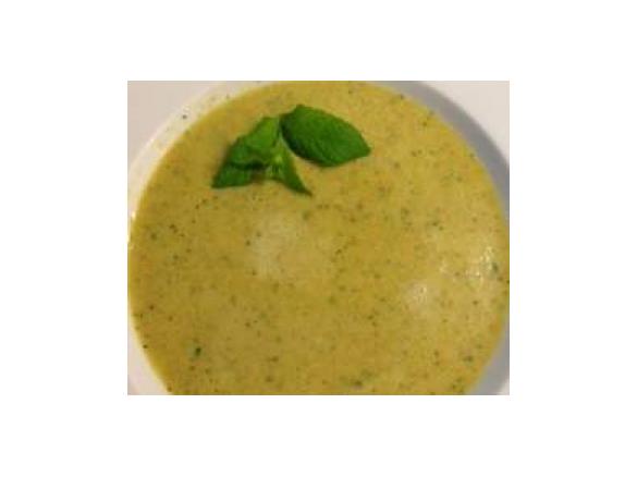 Zucchinisuppe schnell & cremig mit Möhre und Ingwer