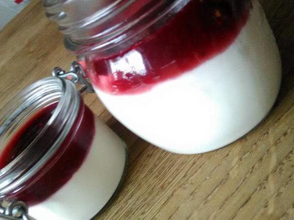 Mascarponecreme - Beeren - Dessert auf die Schnelle