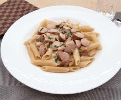 Penne mit Würstchen Senf Gulasch