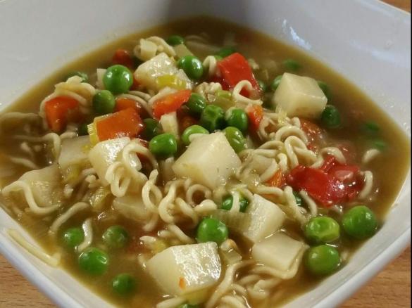 Mie-Nudel-Suppe aus Finessen 1/2016