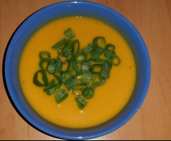 Exotische Süßkartoffelsuppe