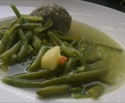 Schnibbel-Bohnen-Suppe für Eilige