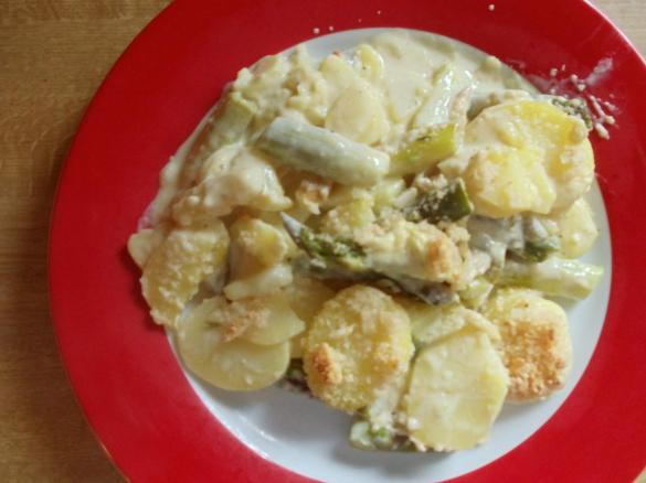 Spargelauflauf mit Knusperhaube
