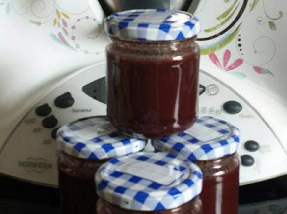 Kirsch-Schoko-Marmelade Kirschen entkernen im TM