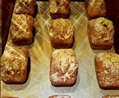 Mini - Kuchen mit Snickers und Mars Füllung