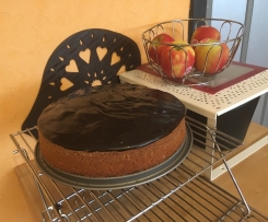 Brasilianischer Möhrenkuchen