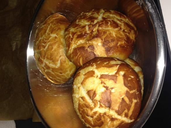 Variation von Laugensemmeln