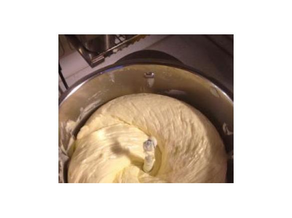 Variation von Buttercreme - gelingsicher und super zum Verzieren