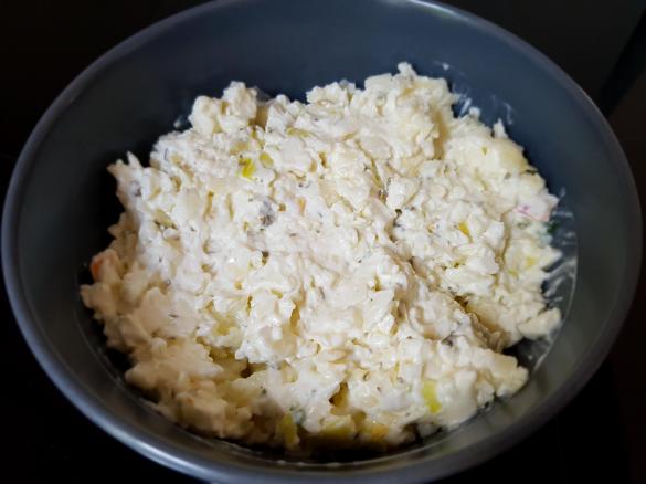 SELLERIE-APFEL-SALAT