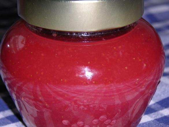 Erdbeermarmelade mit Amaretto