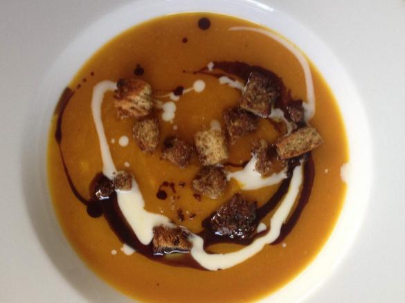 Kürbissuppe mit Crouton
