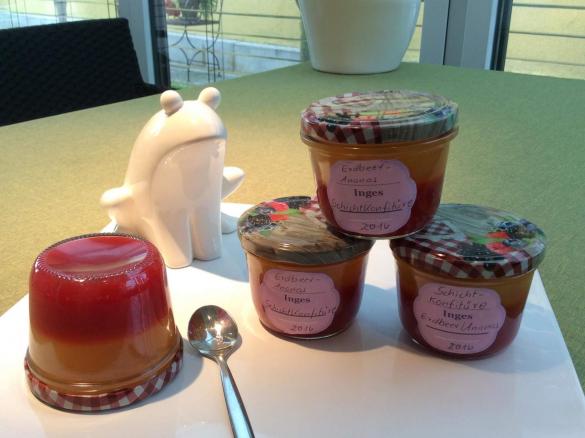 Schichtkonfitüre Erdbeer/Ananas