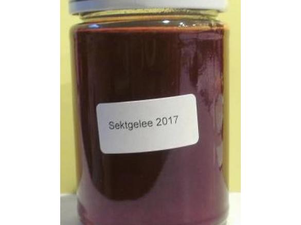 Sektgelee mit Neujahrsbrezel