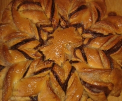 Hefeblume mit Nuss-/Nutellafüllung (Variation von Hefeblume .. gelingsicherer Hefeteig...)