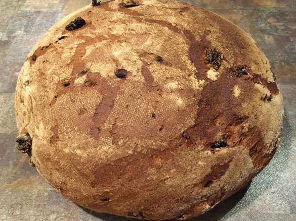 OLIVEN-TOMATEN-VOLLKORNBROT