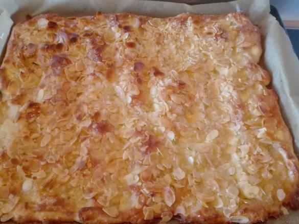 Saftiger Butterkuchen vom Blech