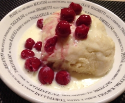 Regensburger Dampfnudeln mit Vanillesoße