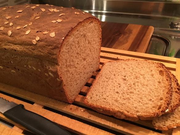 knuspriges Brot mit Einkornmehl