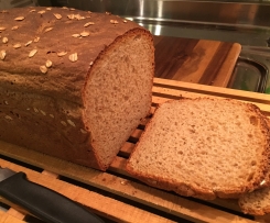 knuspriges Brot mit Einkornmehl