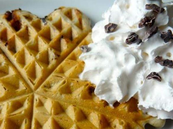 vegane Waffeln mit Schokodrops