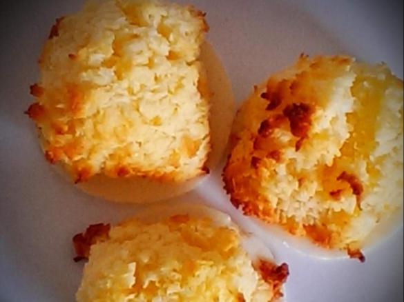 Kokosmakronen mit Schmand