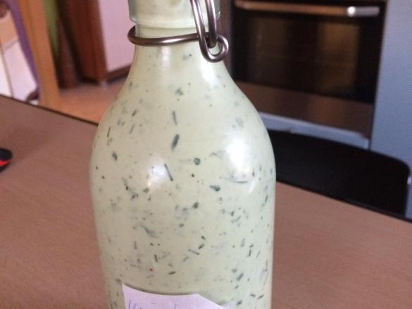 Salatdressing für Gurkensalat