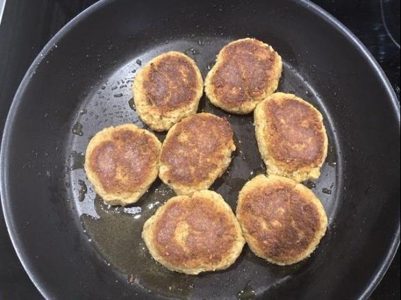 Grünkern-Nuss-Frikadellen