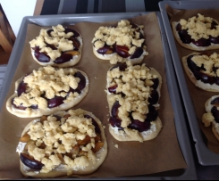 Datschi-Taler mit Butterstreusel