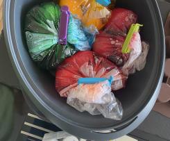 Eier färben mit Lebensmittelfarbe