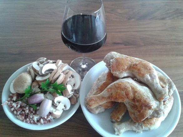 Coq au vin aus Hähnchenschenkeln