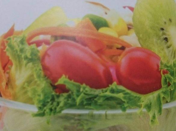 Fruchtiger Salat mit Kiwi