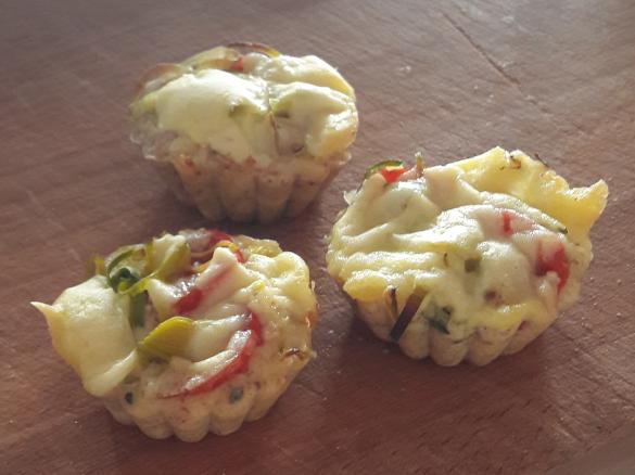 low carb Pizza Muffins