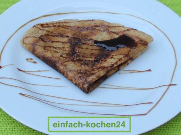 Dinkelmehl Pfannkuchen mit Rübensirup VEGAN