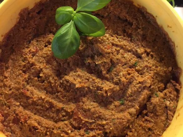 Rotes Pesto