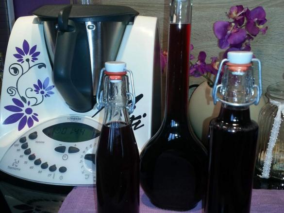 Heisse-Liebe-Likör mit Vodka