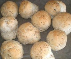 Wildkräuterbrötchen