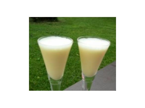 "Weiße Sau" Likör (Pfirsich + Maracuja)