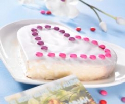 Orangenkuchen als Muttertagsherz