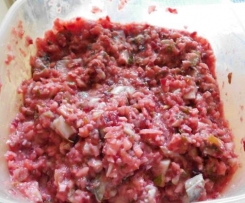 Heringssalat, rot
