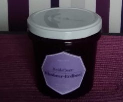 Heidelbeer-Himbeer-Erdbeer Marmelade