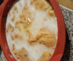 Apfelmuskuchen gedeckt