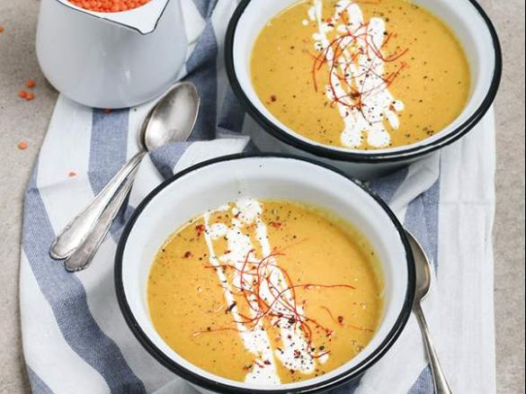 Rote-Linsen-Kokos-Suppe